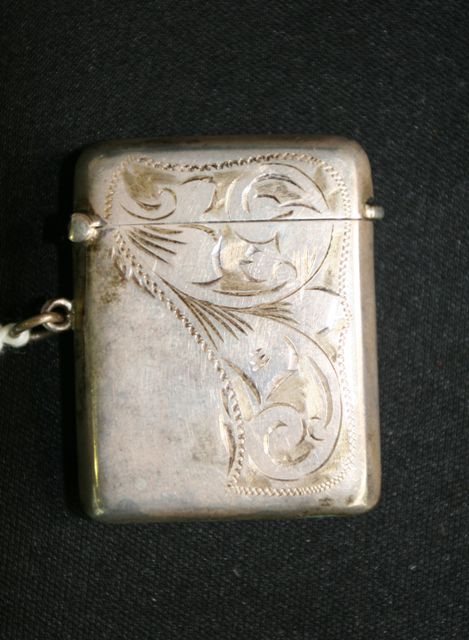 Appraisal: A sterling silver matchbox