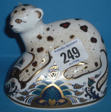 Appraisal: Royal Crown Derby Paperweight The Leopard Cub gold Stopper limited