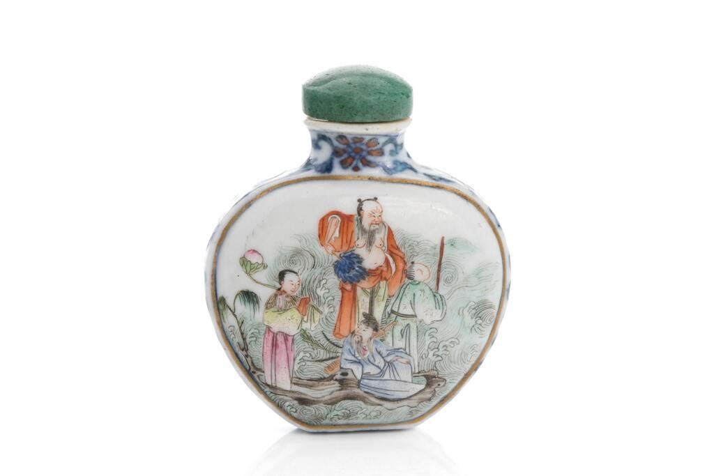 Appraisal: CHINESE FAMILLE ROSE PORCELAIN DOUCAI SNUFF BOTTLEChinese Qing dynasty Flattened