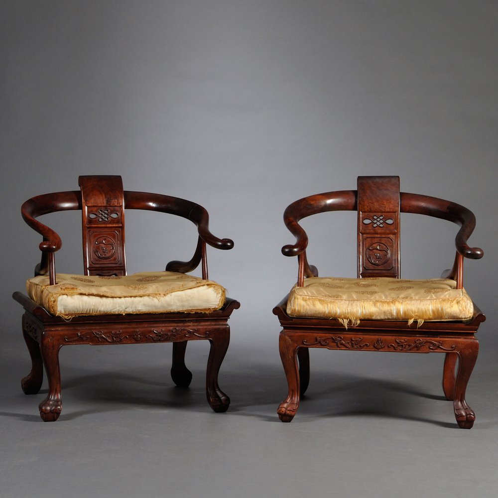 Appraisal: Pair of Export Horseshoe-back Armchairs China the back splat carved