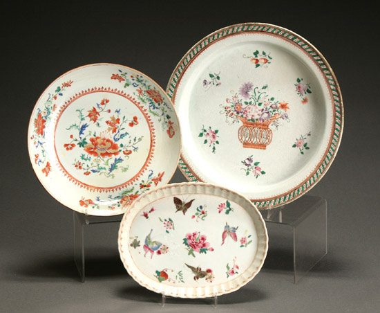 Appraisal: Group of Three Chinese Export 'Famille Rose' Table Articles Qianlong