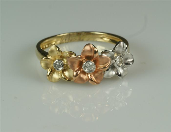 Appraisal: Unmarked combination of WG YG and rose gold flower ring