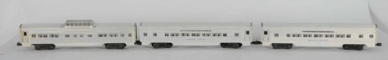 Appraisal: Lot of Lionel O-Gauge Passenger Cars Description Includes two silver