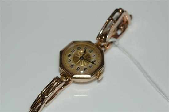 Appraisal: A LADIES ROLEX MANUAL WIND WRISTWATCH WITH TELEPHONE DIAL STYLE