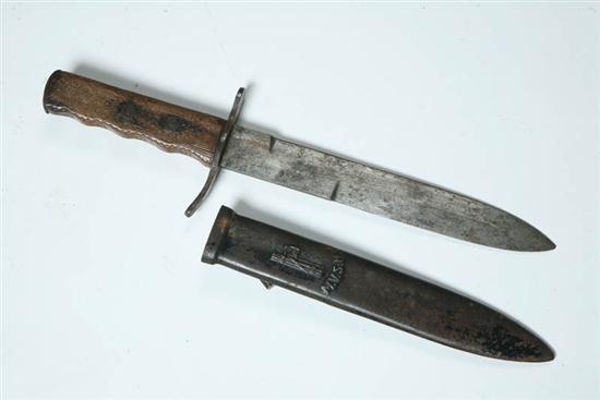 Appraisal: KNIFE Italy ca s WW II knife from the Italian