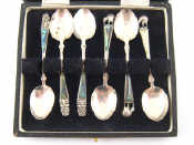 Appraisal: A set of six cased New Zealand silver coffee spoons