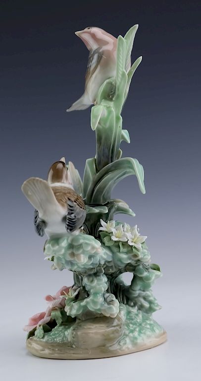 Appraisal: Lladro Spain Couple Of Birds Porcelain Figurine Retired Lladro Spanish