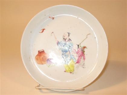 Appraisal: Chinese famille rose porcelain dish th century