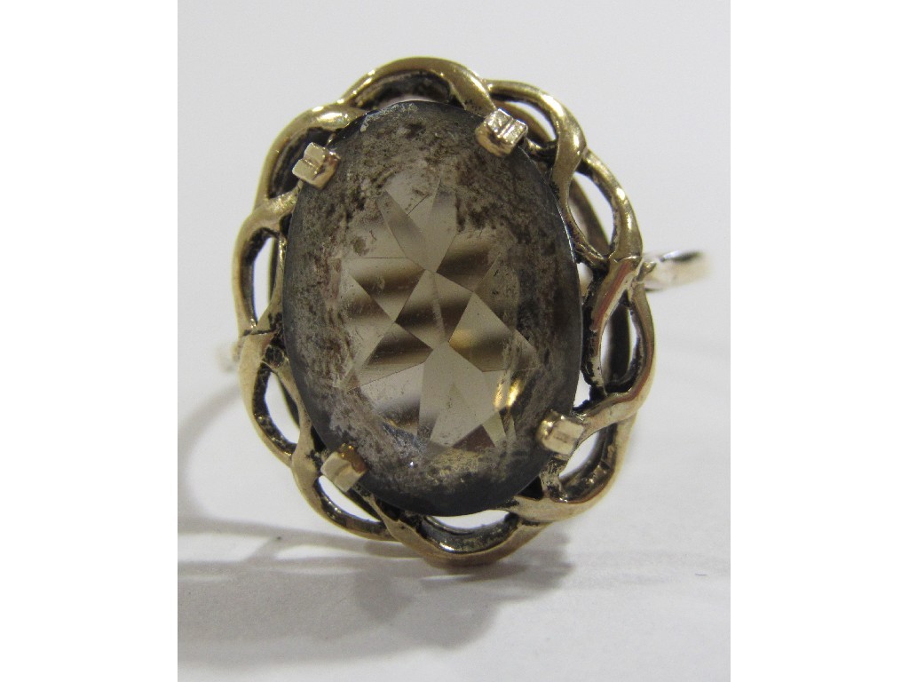 Appraisal: Nine carat gold smokey topaz singe stone ring