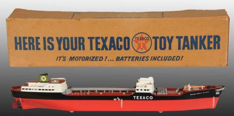 Appraisal: Plastic Texaco Motorized Toy Boat Description Includes original box and