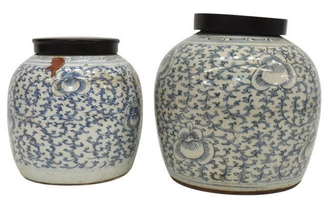 Appraisal: lot of Chinese blue and white porcelain lidded melon jars