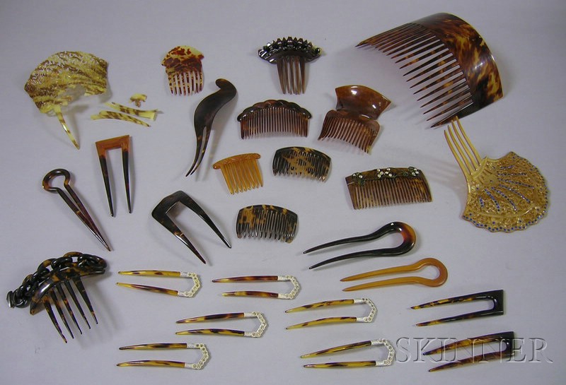 Appraisal: Large Group of Lady's Hair Combs one broken