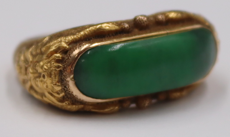 Appraisal: JEWELRY KT GOLD AND JADE SADDLE RING kt yellow gold