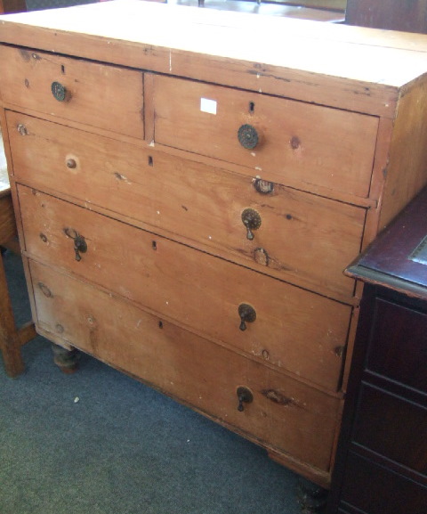 Appraisal: A Victorian pine chest of two short and three long