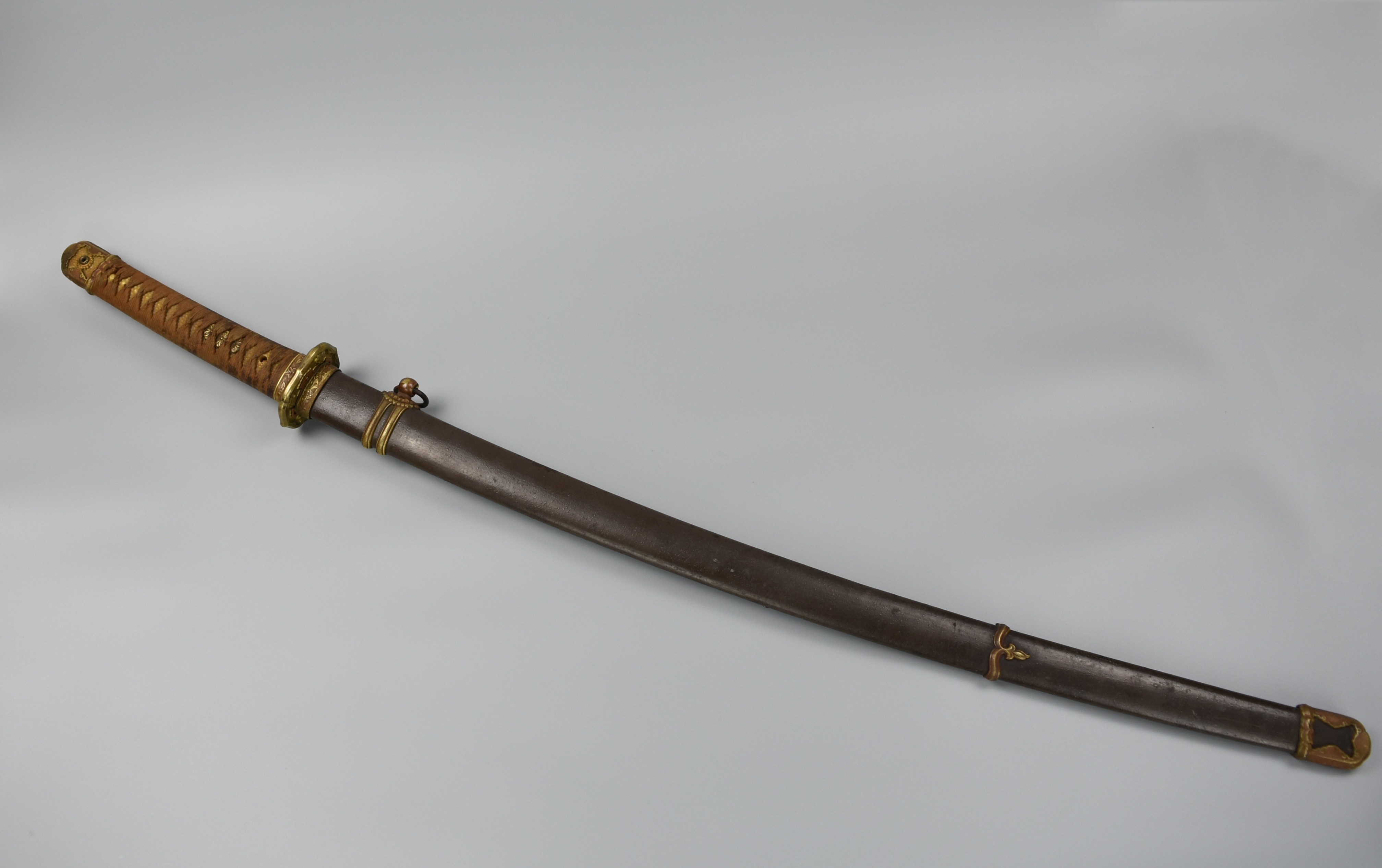 Appraisal: JAPANESE NAVAL GUNTO SWORD - TH C A - th