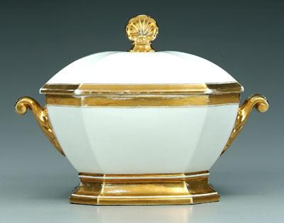 Appraisal: Old Paris porcelain tureen canted corners with gilt borders and