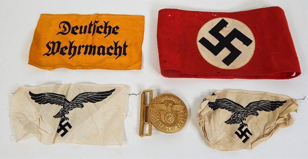 Appraisal: Group of WWII German Insignia Germany C s- s A