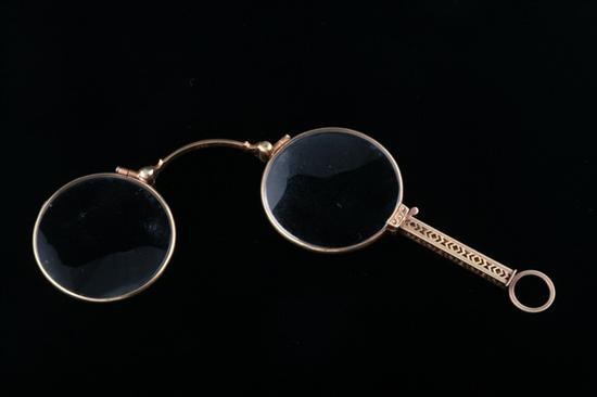 Appraisal: K YELLOW GOLD LORGNETTE late th-early th century Squared open-work