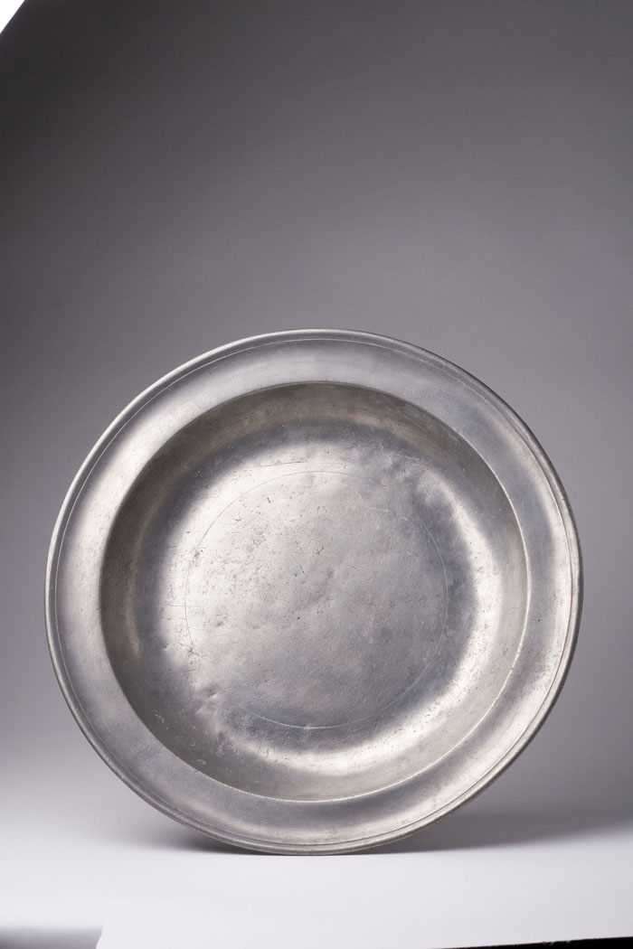 Appraisal: PEWTER DISH THOMAS DANFORTH II - Middletown Connecticut - Maker's