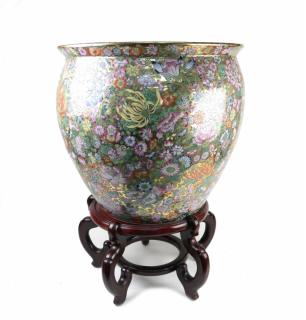 Appraisal: Chinese Jardiniere Chinese jardiniere with gold ground H x Dia