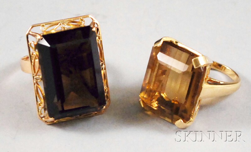 Appraisal: Two kt Gold Gem-set Cocktail Rings a citrine and a