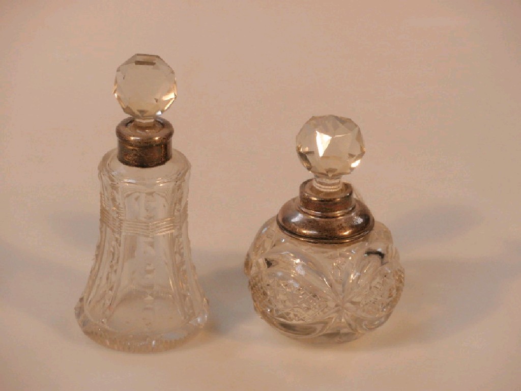 Appraisal: A George V cut glass scent bottle with silver collar