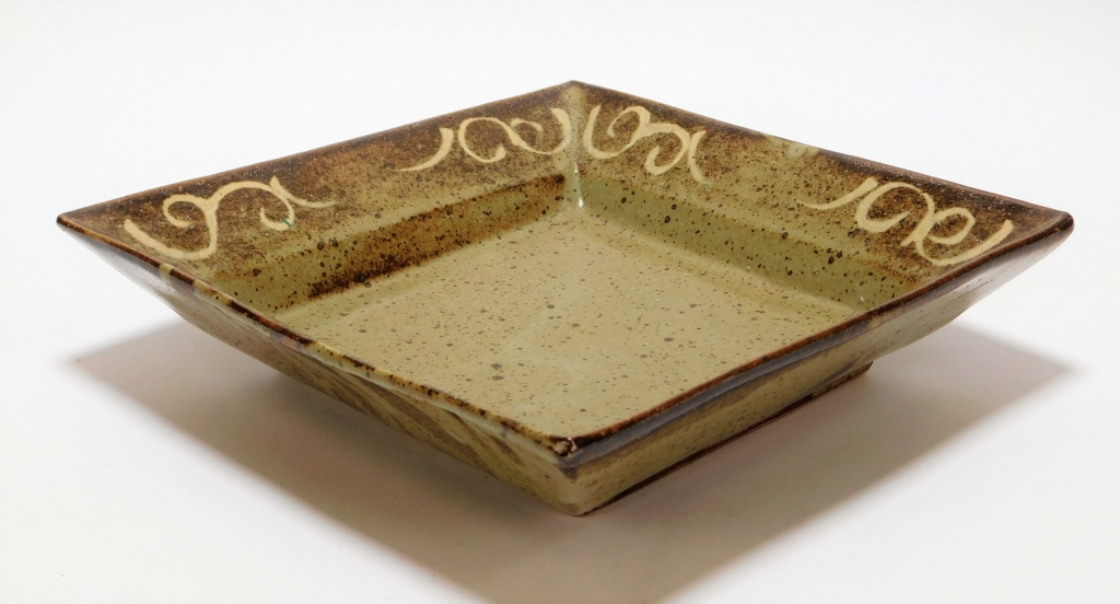 Appraisal: TATSUZO SHIMAOKA CERAMIC CENTER PLATE Japan - Earthtone deep dish