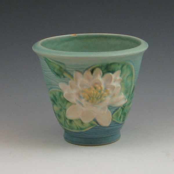 Appraisal: Roseville Water Lily flower pot Marked Roseville USA - ''