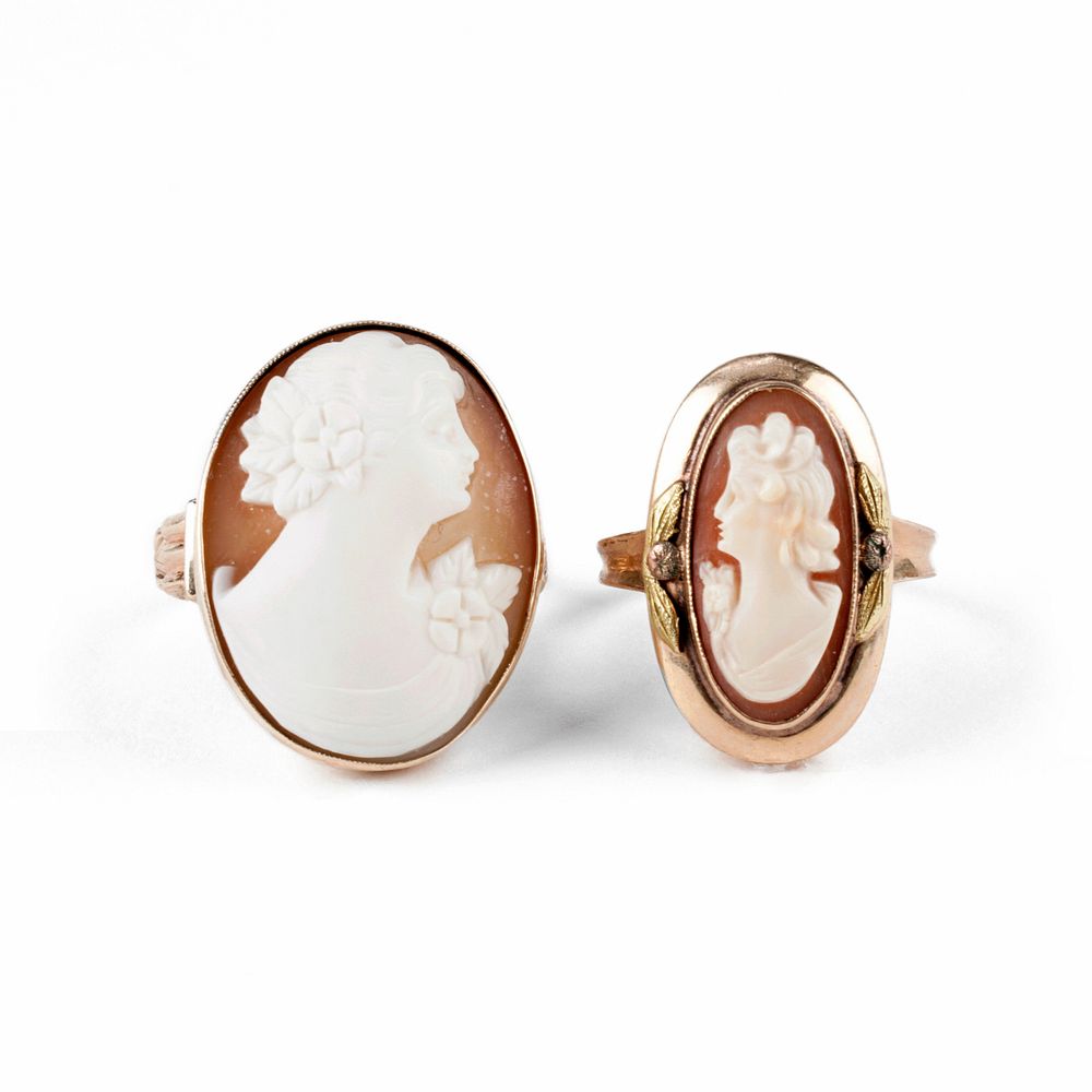 Appraisal: Grp Carved Cameo Gold Rings Group of two hand carved