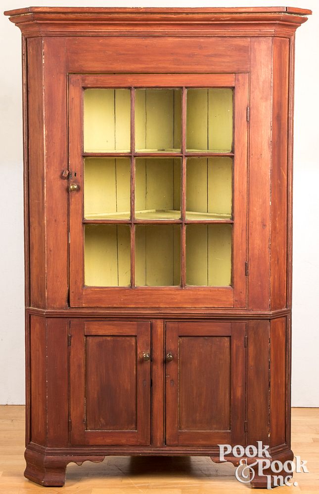 Appraisal: American painted pine one-piece corner cupboard American painted pine one-piece