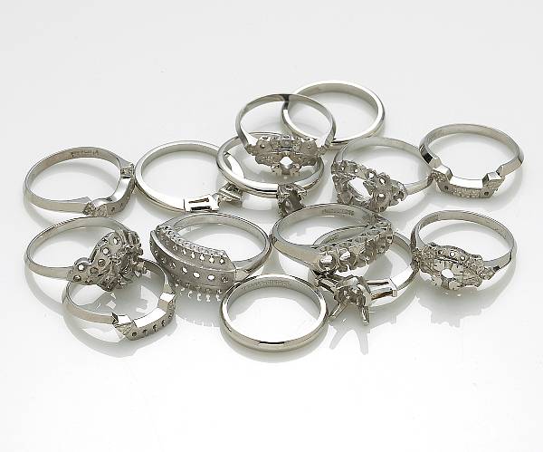 Appraisal: A collection of platinum semi-mount rings gross weight approximately g