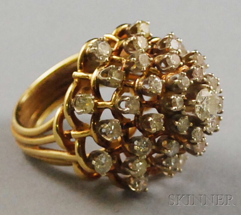 Appraisal: kt Gold and Diamond Cocktail Ring the crown-shaped ring set