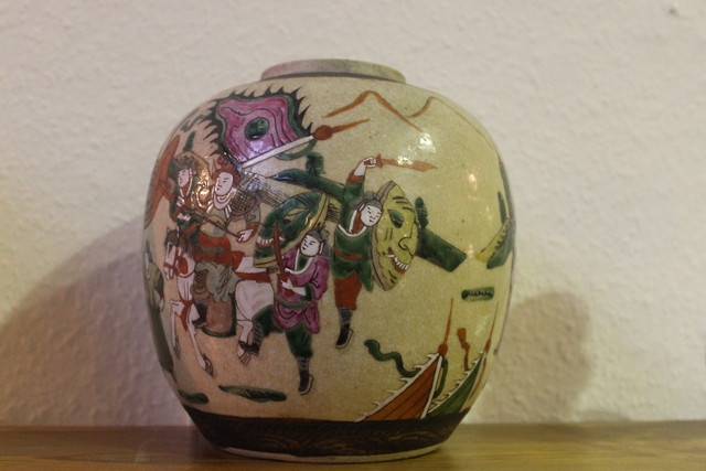 Appraisal: A CHINESE OVOID GINGER JAR decorated with warrior figures