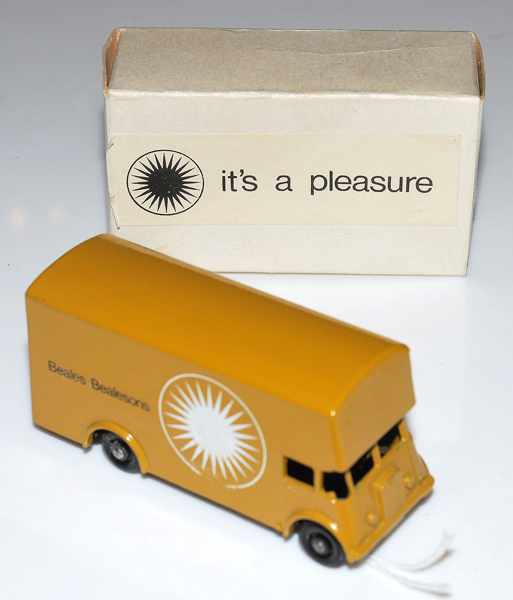 Appraisal: MATCHBOX - SERIES B PICKFORDS REMOVALS VAN 'BEALES BEALESONS' TAN