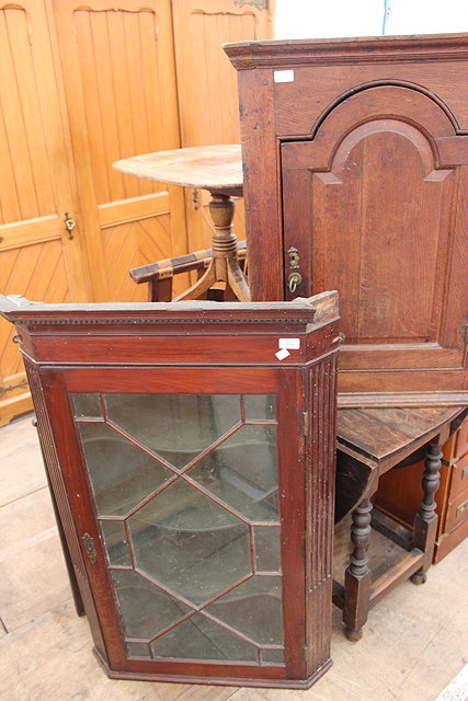 Appraisal: A VICTORIAN MAHOGANY GLAZED CORNER CUPBOARD cm wide together with