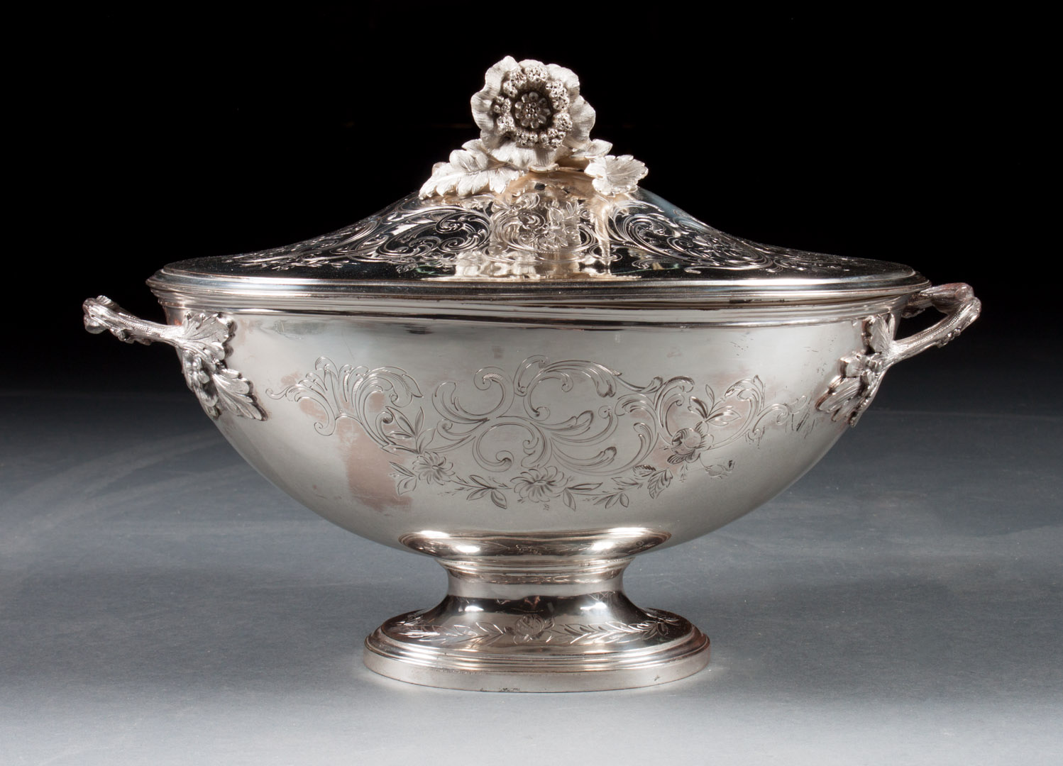 Appraisal: French silver oval covered soup tureen Paris mid th century