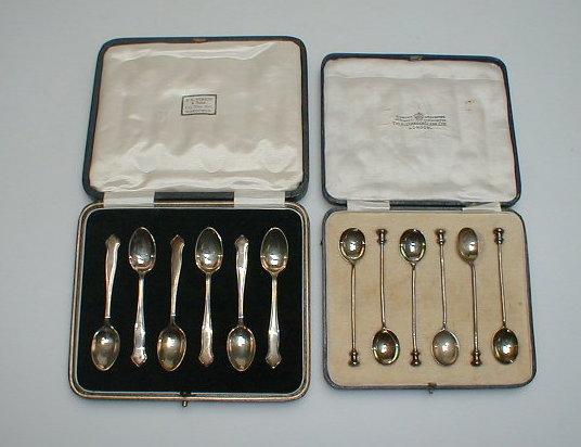 Appraisal: A set of six George V silver coffee spoons each