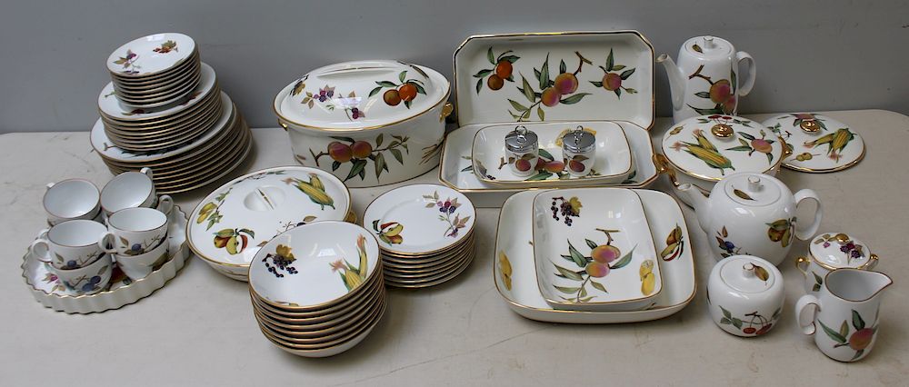 Appraisal: Royal Worcester Evesham Porcelain Grouping To include Dinner plates Salad