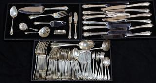 Appraisal: American Wallace sterling silver Grand Colonial pattern flatware service troy