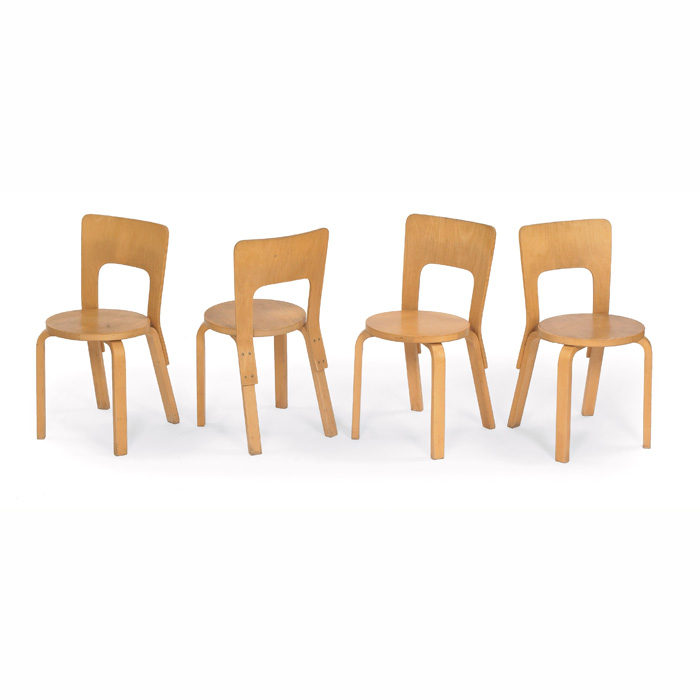 Appraisal: Alvar Aalto dining chairs four by Artek attribution birch round