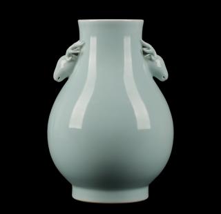 Appraisal: Chinese Hundred Deer Celadon Vase Chinese Ching Dynasty Ch'ien Lung