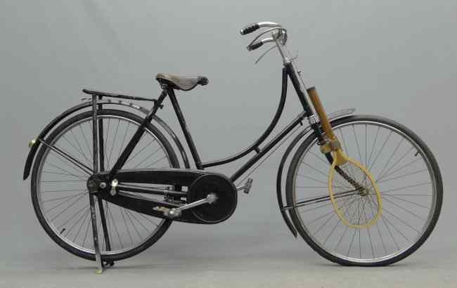 Appraisal: Meister lady's lightweight bicycle with tennis bracket on front fork