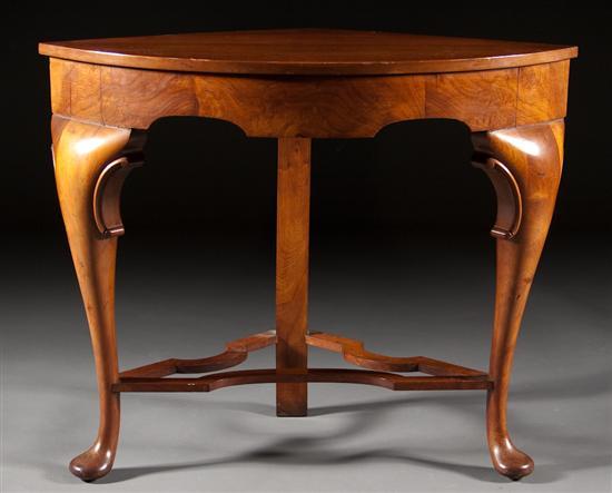 Appraisal: Queen Anne style mahogany corner stand in H in W