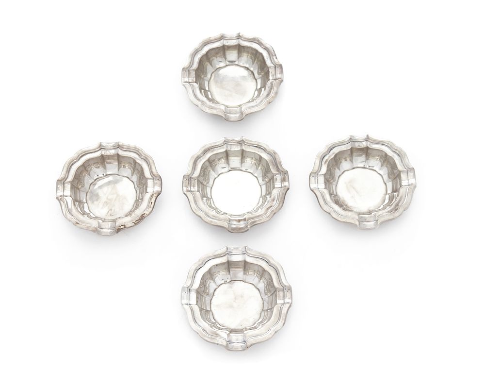 Appraisal: A Set of Five American Silver Nut DishesDiameter inches A