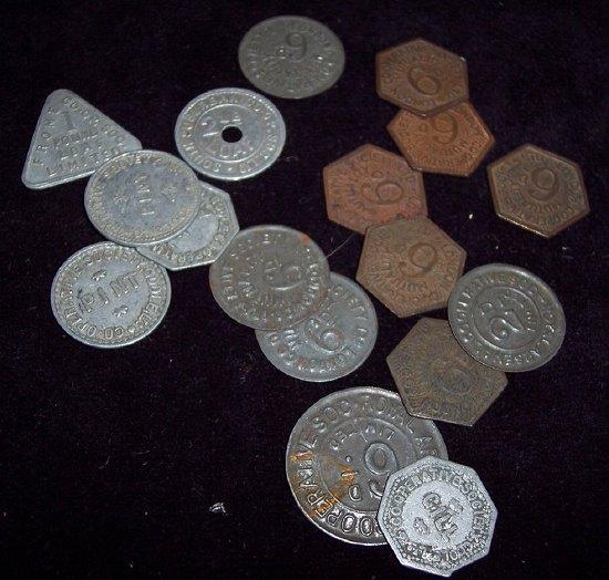 Appraisal: A quantity of Co-Operative Society tokens including examples from London