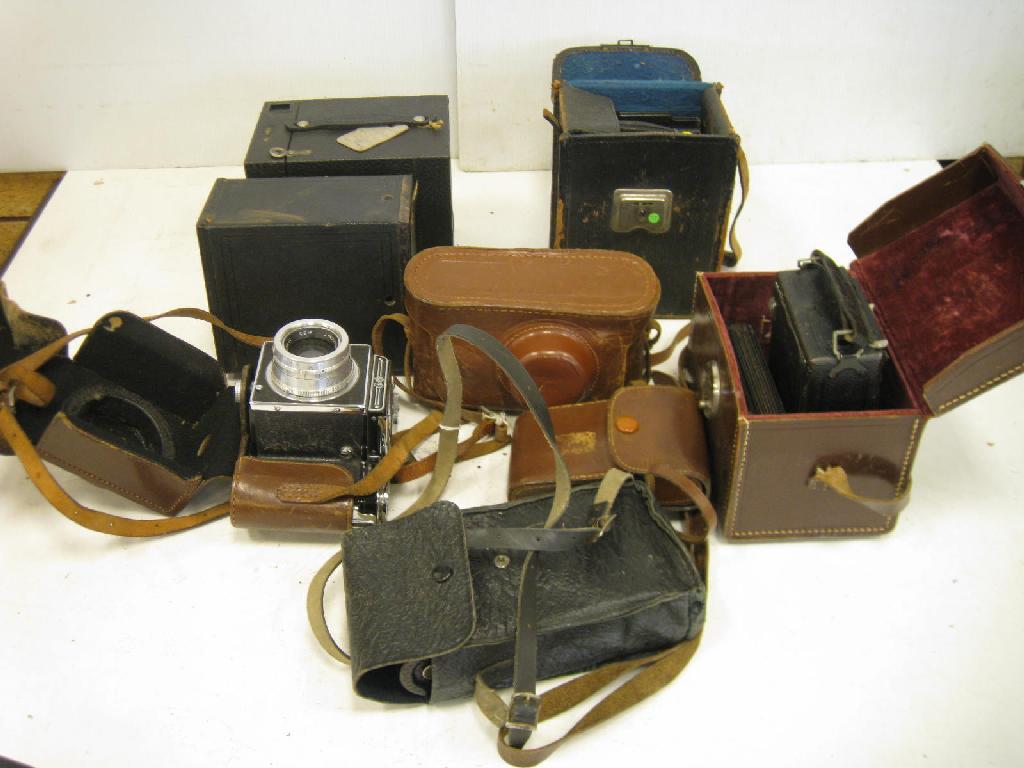 Appraisal: An Ensign 'Cameo' folding Camera an Agiflex x Film Camera