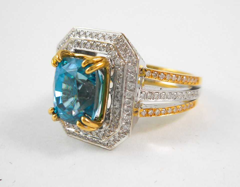 Appraisal: ZIRCON DIAMOND AND EIGHTEEN KARAT GOLD RING The white and