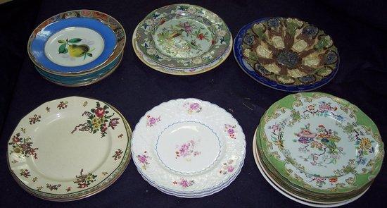 Appraisal: Sundry decorative plates