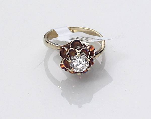 Appraisal: A diamond and k gold ring estimated diamond weight ct