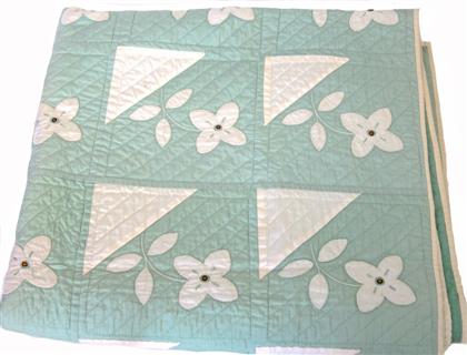 Appraisal: Daisy pattern applique quilt pennsylvania circa